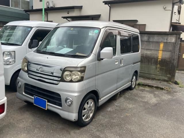 Car image 1