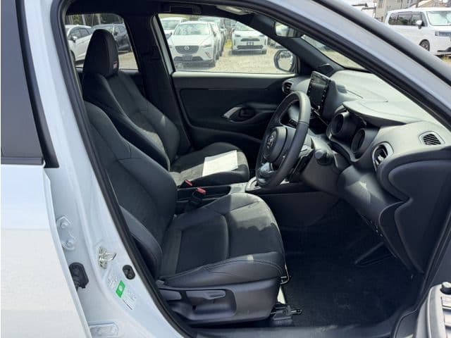 Car thumbnail 3