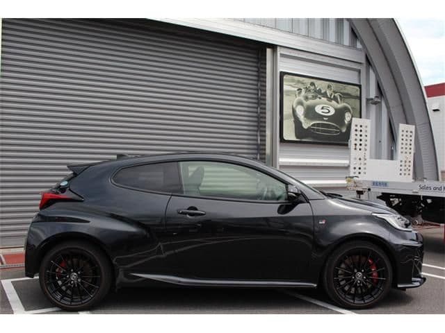 Car thumbnail 2