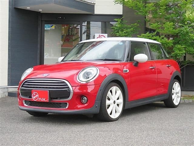 Car image 1