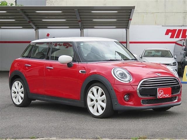 Car thumbnail 3