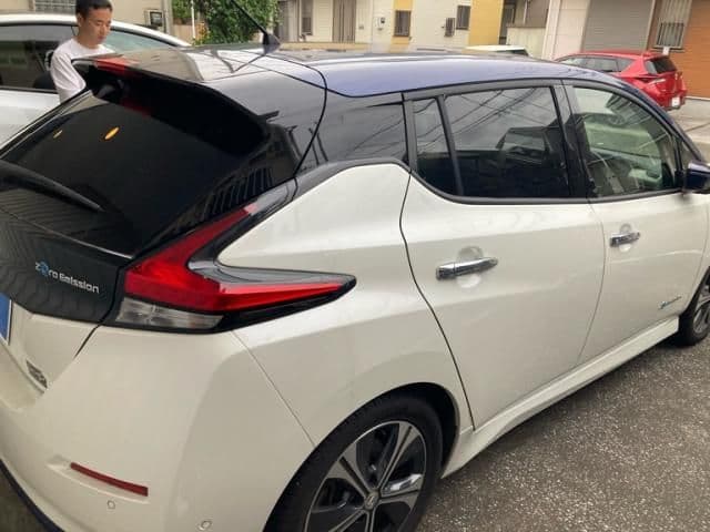 Car thumbnail 3