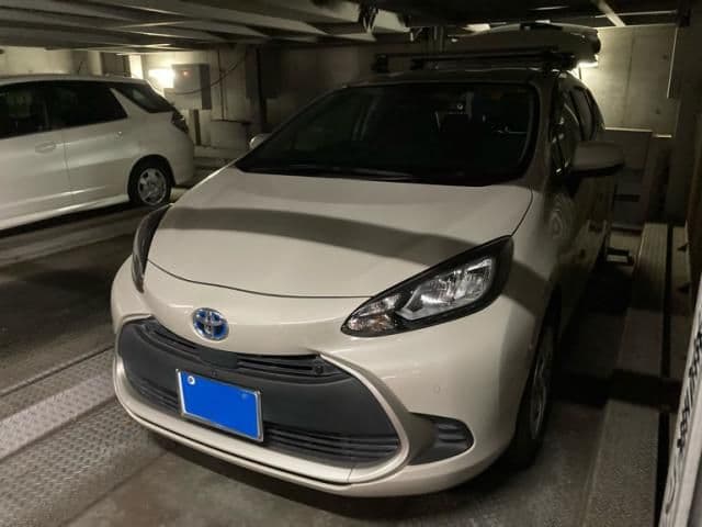Car image 1