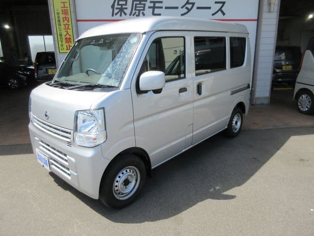NISSAN NV100 CLIPPER 4WD
