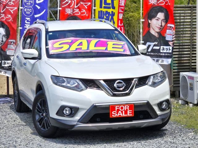 NISSAN