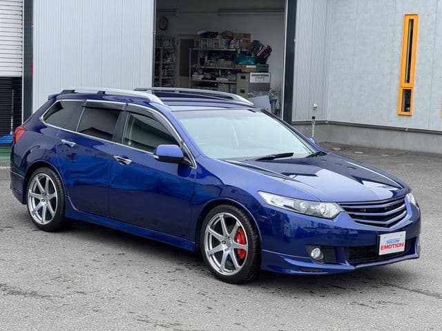 Car thumbnail 2