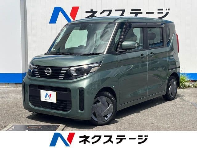 NISSAN