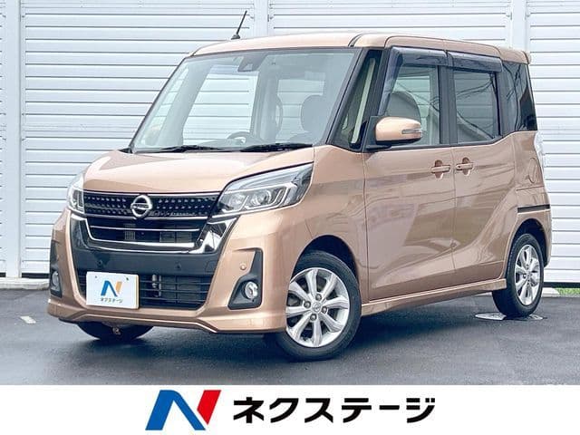 NISSAN