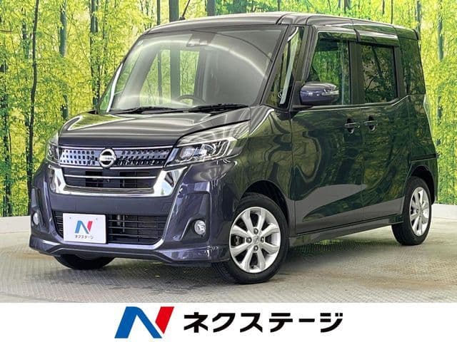 NISSAN