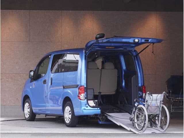 NISSAN NV200 VANETTE van