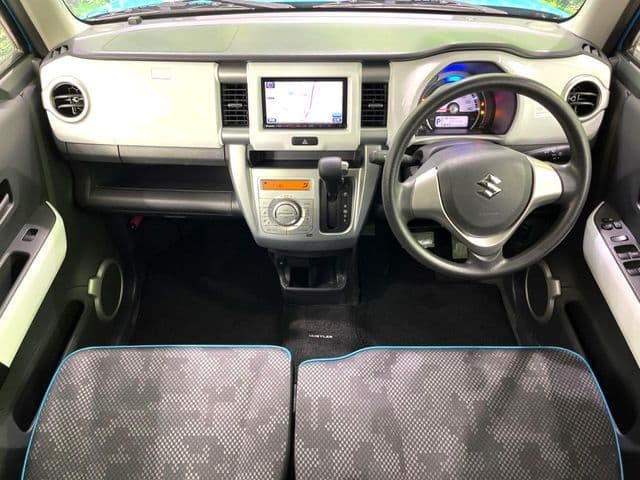 Car thumbnail 3