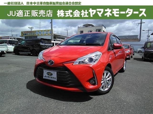 TOYOTA VITZ HYBRID