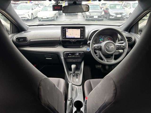 Car thumbnail 3