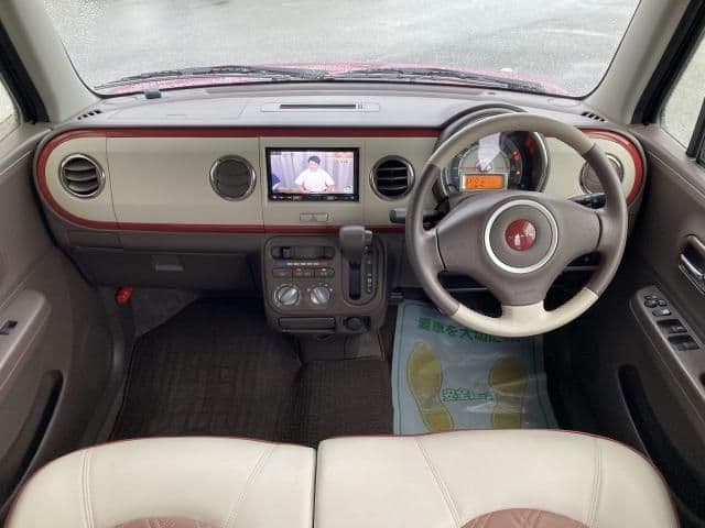 Car thumbnail 3
