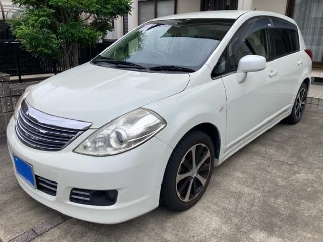 NISSAN