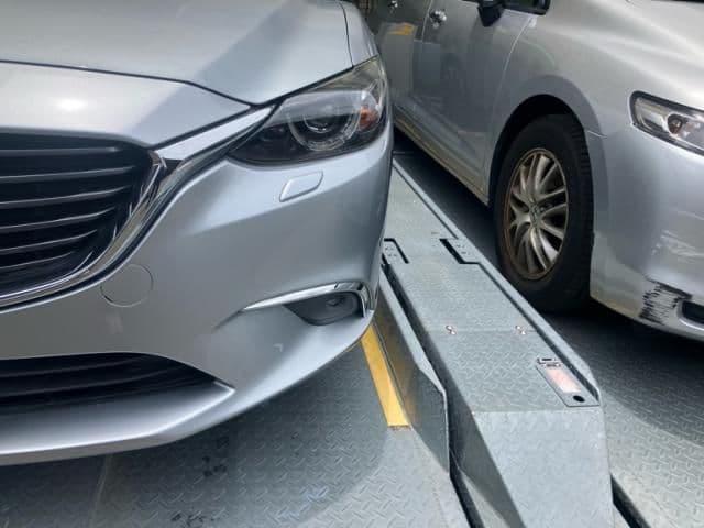 Car thumbnail 4