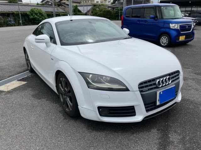AUDI