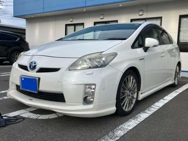 Car thumbnail 2