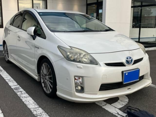 Car thumbnail 4