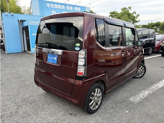 Car thumbnail 4