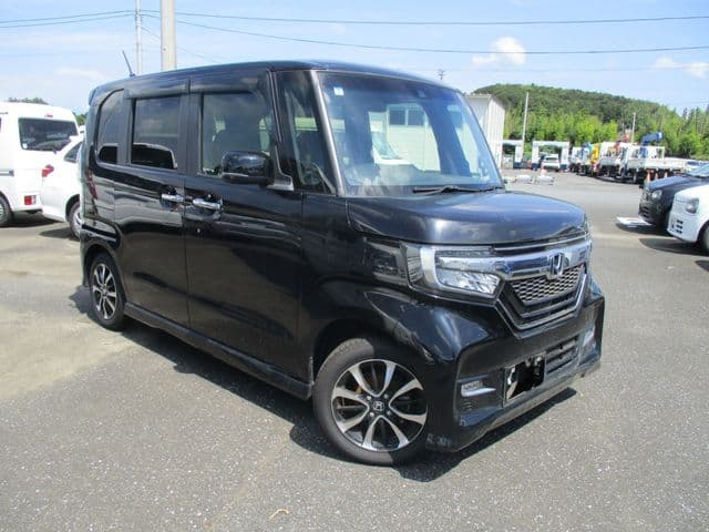HONDA N BOX CUSTOM
