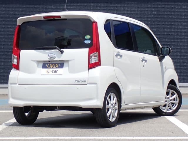 Car thumbnail 3