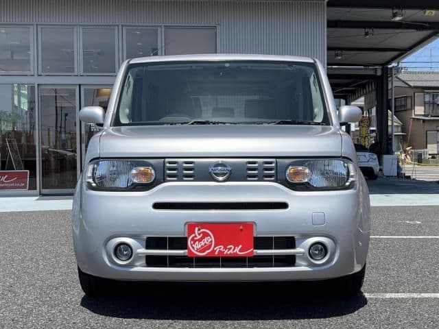 Car thumbnail 3