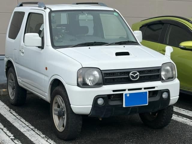 Car thumbnail 3