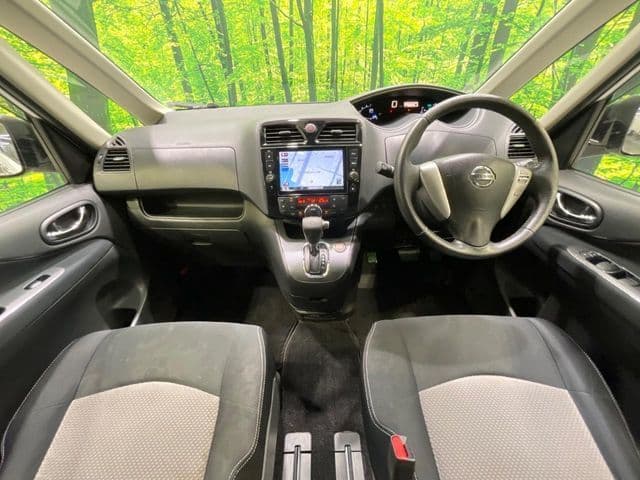 Car thumbnail 4