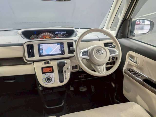 Car thumbnail 4