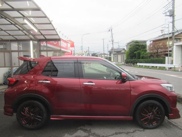 Car thumbnail 4