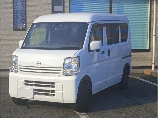 NISSAN NV100 CLIPPER