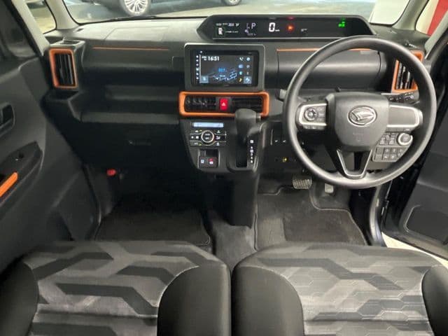 Car thumbnail 2