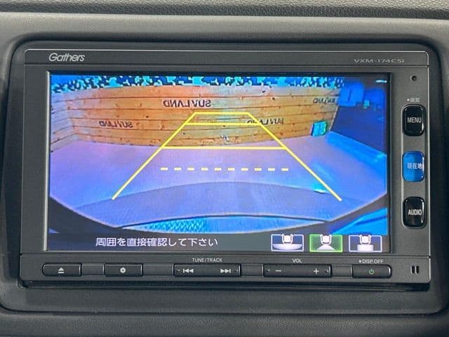 Car thumbnail 4