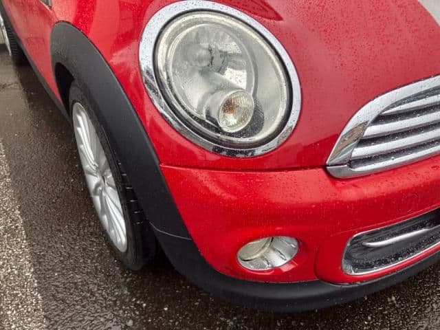 Car thumbnail 3