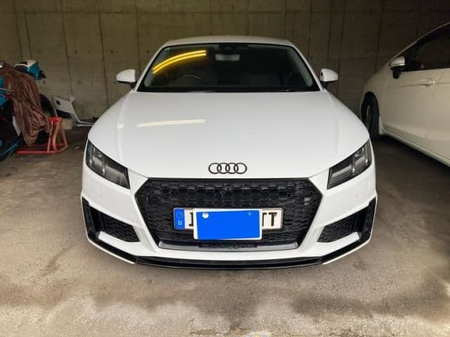 AUDI