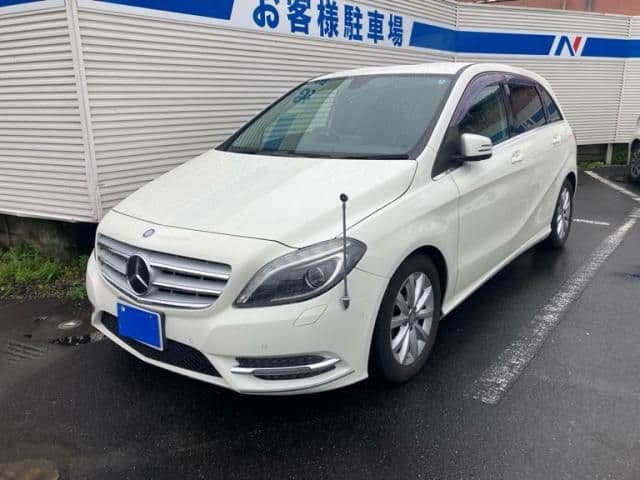MERCEDES BENZ