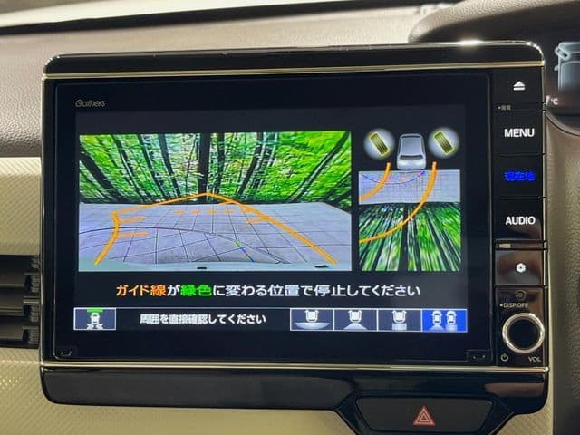 Car thumbnail 4