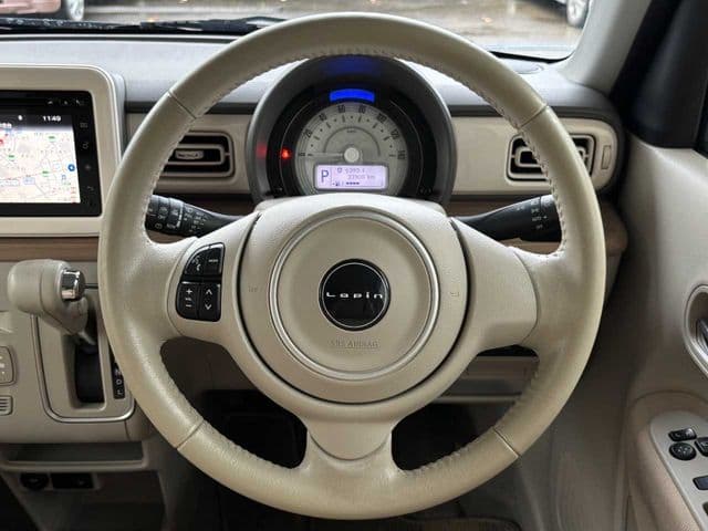Car thumbnail 4