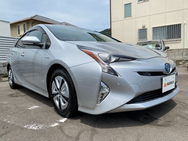 Car thumbnail 2