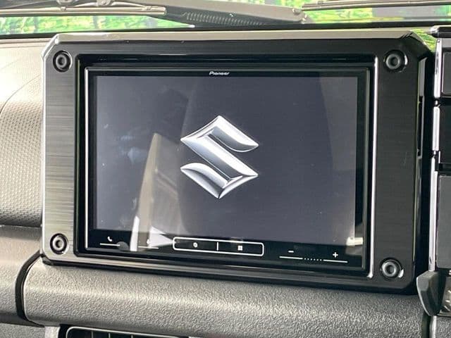 Car thumbnail 3