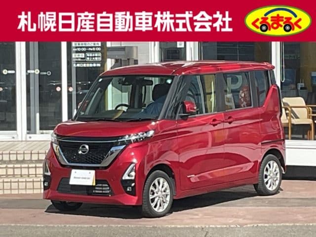 NISSAN