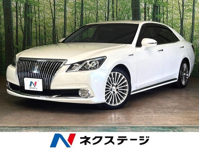 TOYOTA CROWN MAJESTA HYBRID
