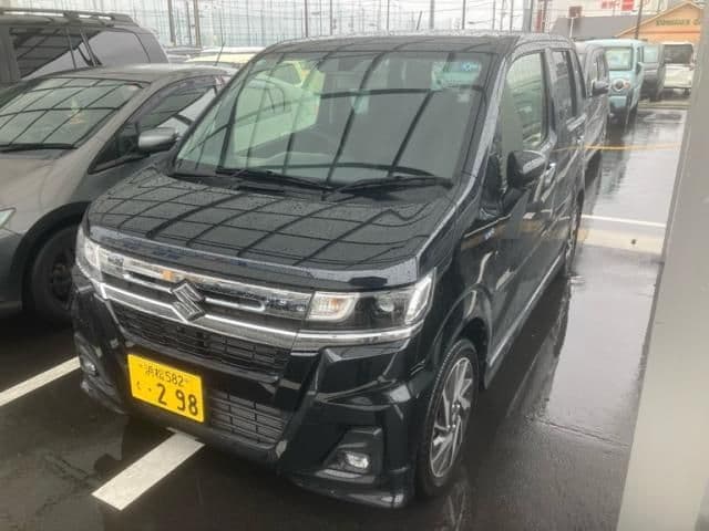 SUZUKI