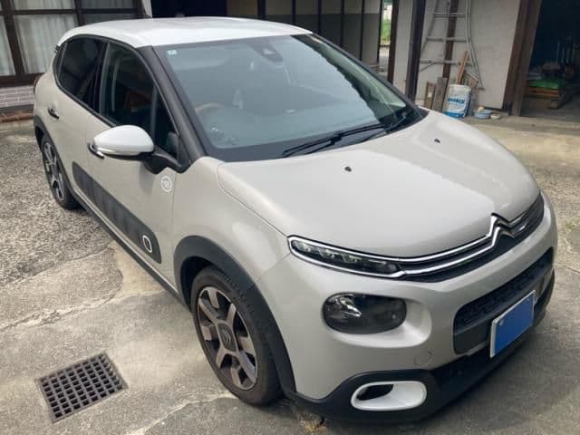 Car image 1
