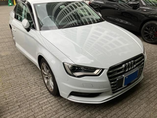 AUDI