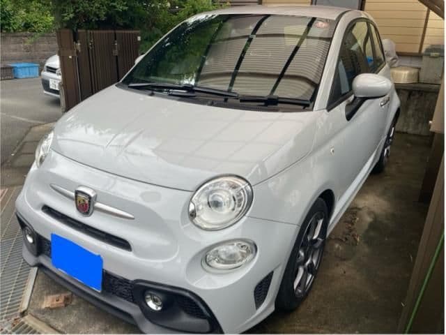 Car image 1