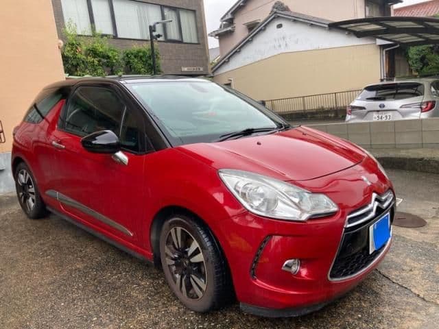 Car image 1