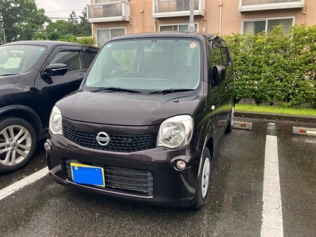 NISSAN