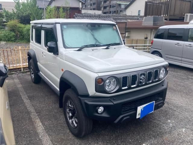 Car image 1